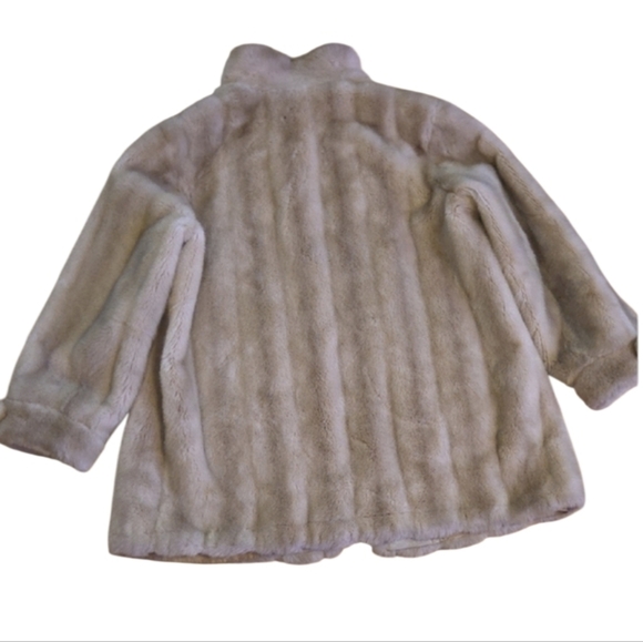 Women's Plush Faux Fur Teddy Jacket - Light Tan/cream - Picture 4 of 6